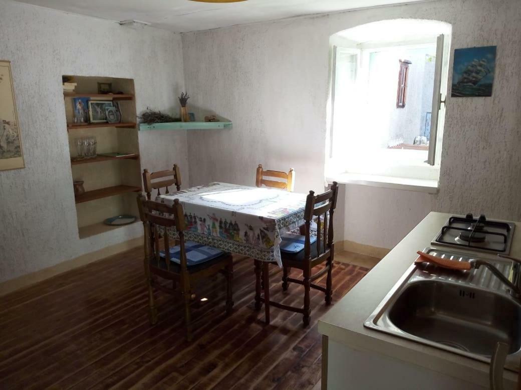 Apartman Dinko لوبينيس المظهر الخارجي الصورة